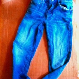 AEO move free athletic jeans